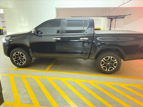 Toyota Hilux 2.8 D-4d Turbo Diesel cd Srv 4x4 Automático