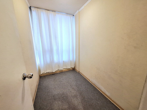 Arriendo Depto. 2d/1b, Semi Amoblado + Bod - Santiago