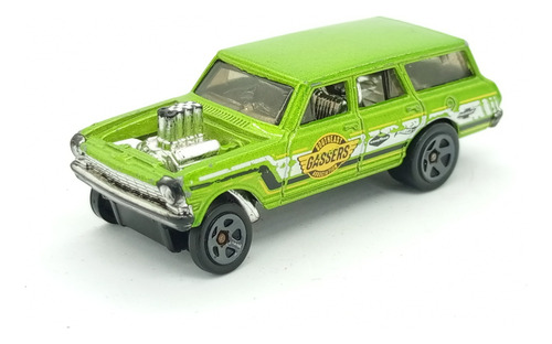 Chevy Nova Gasser Hot Wheels Escala 1:64 Año 2020