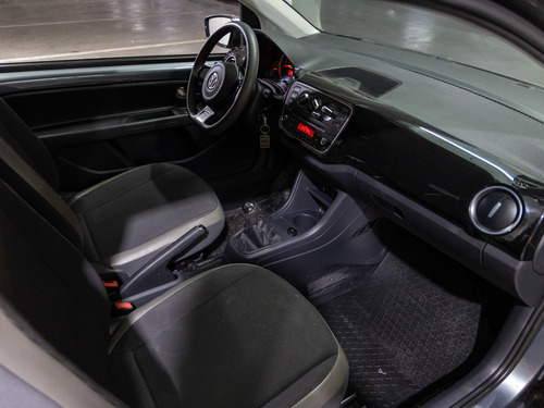 Volkswagen Up! 1.0 High Up!