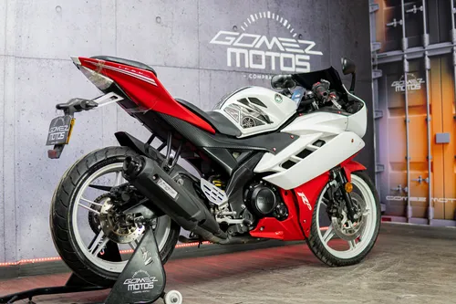 Yamaha R15 150 2014