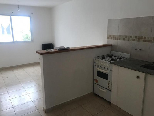 Imagen 5 de 15 de Departamento - La Plata