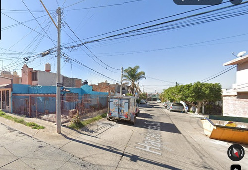 Casa Ubicada En Colonia Hacienda Aguascalientes, Aguascalientes. Con 2 Recamaras Y 142m2. A Unos Minutos De Centro Comercial Espacio Aguascalientes.