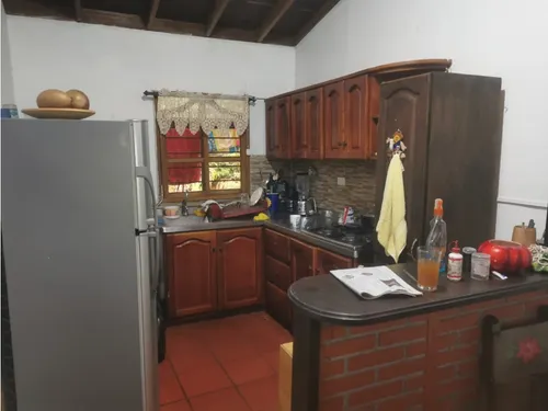 Venta De Finca En El Peñol