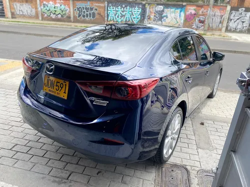 Mazda 3 2.0 Touring