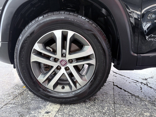 Fiat Toro 2.4 16V MULTIAIR FLEX FREEDOM AT9