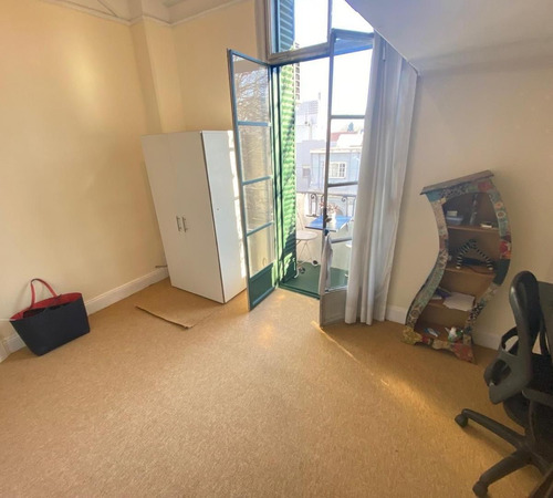 Venta De Departamento De 3 Ambientes En Caballito