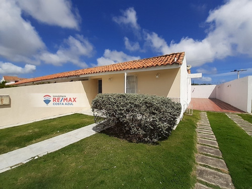 En Venta Acogedora Casa En Conjunto Residencial Paicla.