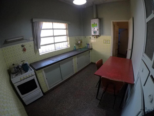 Imagen 18 de 30 de Venta Casa En Esquina Const. Sobre 2 Lotes Amplio Fondo Libre - Llavallol