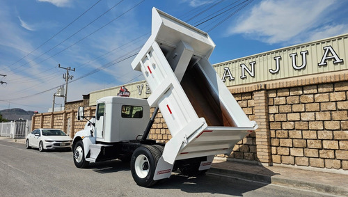 Volteo Kenworth T370 2009 $750,000.00 M.n