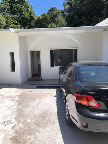 Tipo Casa Sin Gc,con Cochera, Terraza, A Pasos Del Prado.