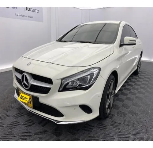 Mercedes-Benz Clase CLA 180 2017 1.6 Essential
