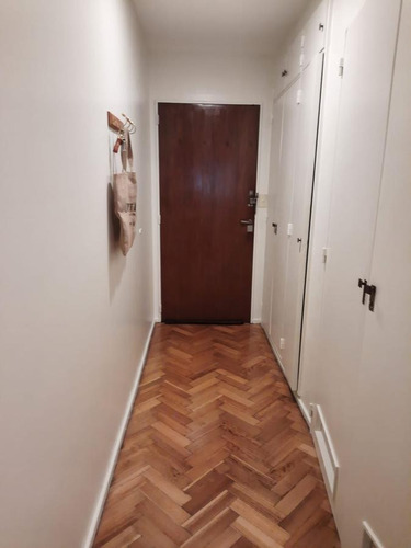 Imagen 20 de 25 de Ambiente De 30 M2/ Apto Profesional/ Muy Luminoso/ Centro