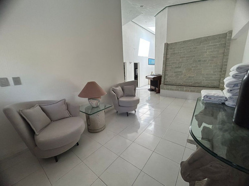 Casa En Renta En Lomas Cocoyoc