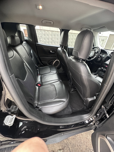 Jeep Renegade 1.8 Flex Aut. 5p