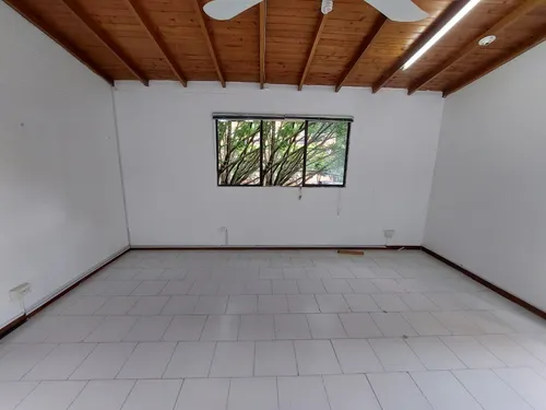Arriendo Oficina En San Julian