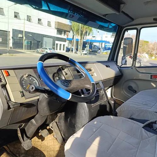 Mercedes Benz 710 Plus Con Caja