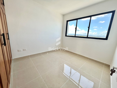 Apartamento Con Ascensor Reparto Imperial