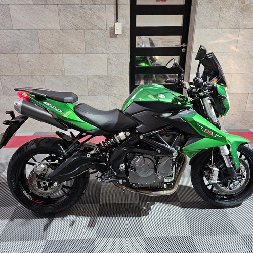 Benelli Tnt 600