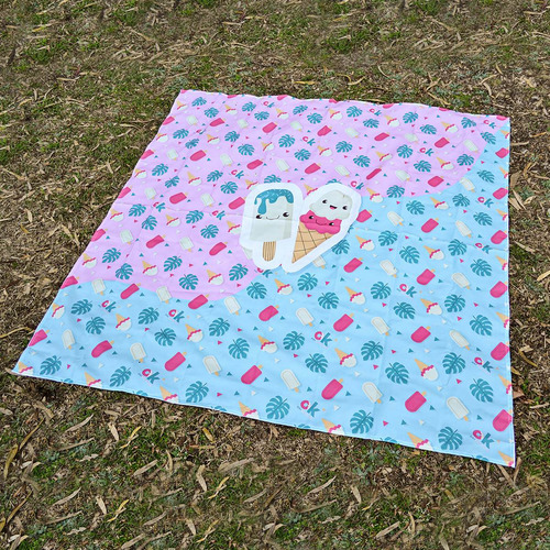 Imagen 5 de 7 de Lona Playera Lona Picnic Con Bolsa 140x140 Ice Cream Helado