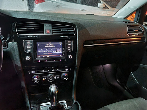 Imagem 11 de 15 de Volkswagen Golf 1.4 Tsi Highline 16v 2014
