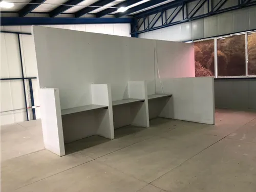 Bodegas 1 Y 4 En Venta Via Condina