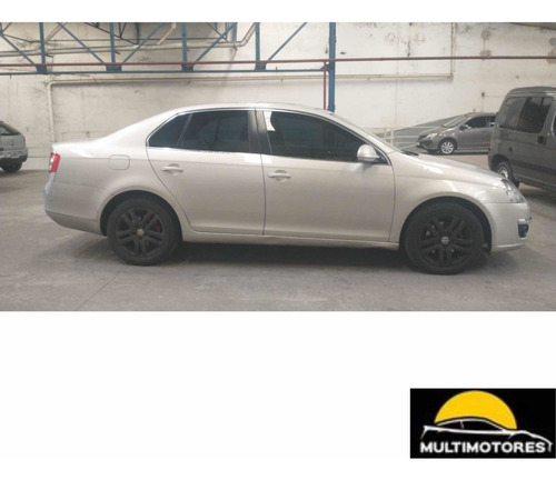 Imagen 5 de 7 de Volkswagen Vento 2011 2.5 Luxury 170cv Tiptronic
