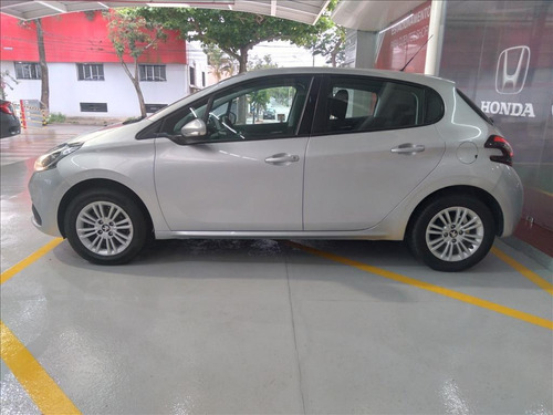 Imagem 3 de 15 de 208 1.2 Active 12v Flex 4p Manual