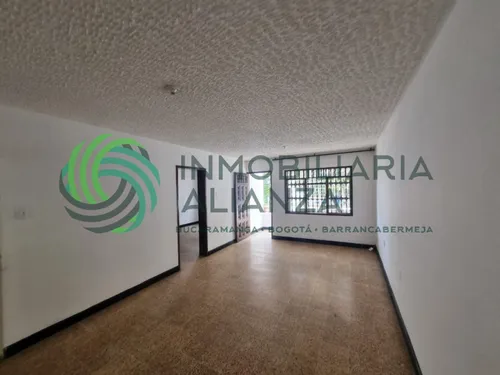 Casa En Venta En Gomez Niño. Cod V61664