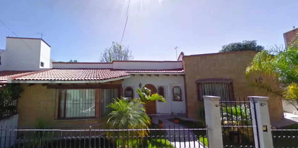 Venta De Casa En Queretaro, A Un Super Precio De Remate Bancario