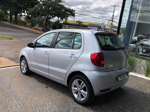 Imagem 4 de 9 de Volkswagen Fox 1.6 Mi 8v Flex 4p Manual