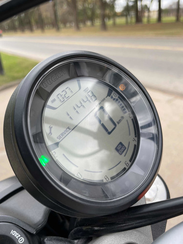 Imagen 4 de 13 de Ducati Scrambler 400 Sixty2