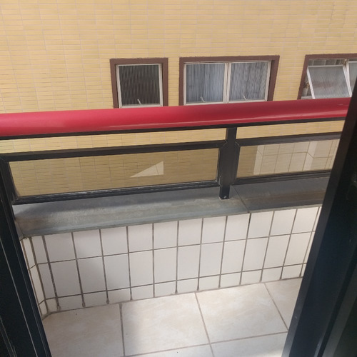 Imagem 6 de 14 de Apto 1 Qto, Sala Coz A.serv Gar Próx Praia $ 195.mil C/elevador E Boa Garagem Excelente Localização Com Vários Mercados Próximos