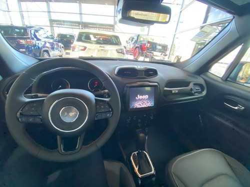Imagen 16 de 19 de Jeep Renegade
