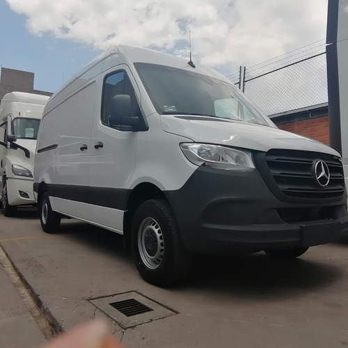 Imagen 1 de 10 de Sprinter Cargo Mediana 311 Mod. 2021