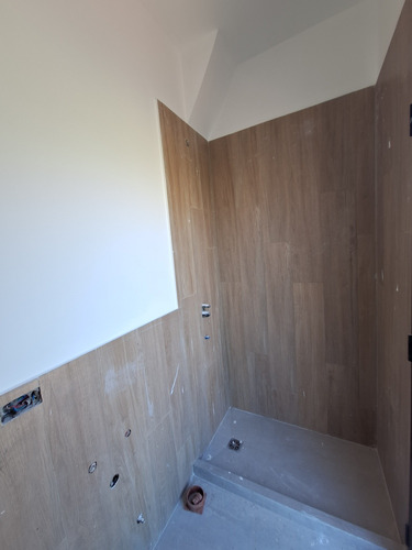 Casa En Venta Con Pileta Santa Elena