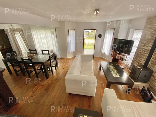 Imagen 1 de 30 de La Barra 4 Dormitorios Y Dormitorio De Huéspedes Parrillero Techado - La Barra La Barra