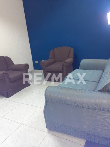 Imagen 5 de 8 de En Venta Consultorio, Sector Centro Calle Urica