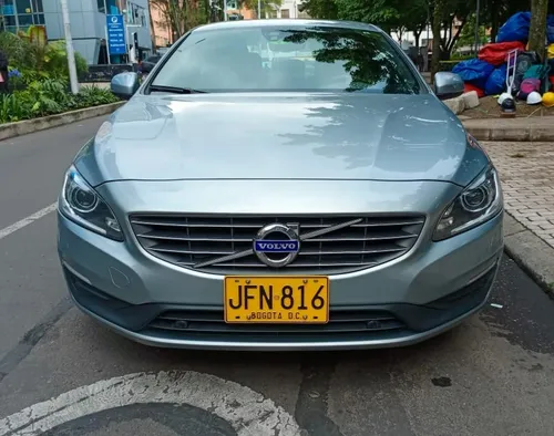 Volvo S60 2.0 T4 Drive-e R-design