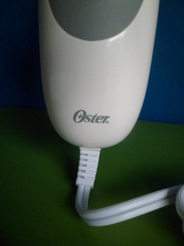 Cuchillo Eléctrico Oster