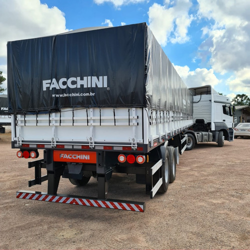 Caminhão Mb 2544 2015 6x2 + Carreta Facchini Graneleira 2020