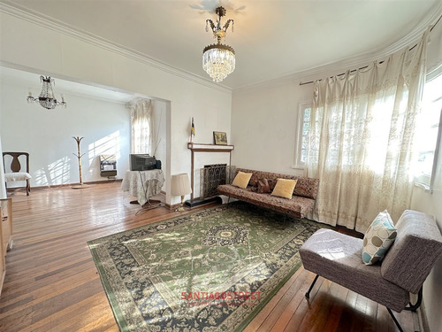 Casa En Venta De 3 Dorm. En Ñuñoa