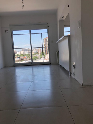 Alquiler! 2 Ambientes Con Cochera Y Amenities Franklin 2400 - Flores