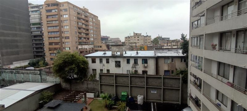 Departamento En Arriendo De 2 Dor Tipo Mariposa. En Santiago