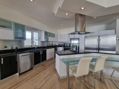 Imagen 11 de 30 de Casa Quinta En Venta 440m2 De Construcción Los Samanes Baruta Caracas