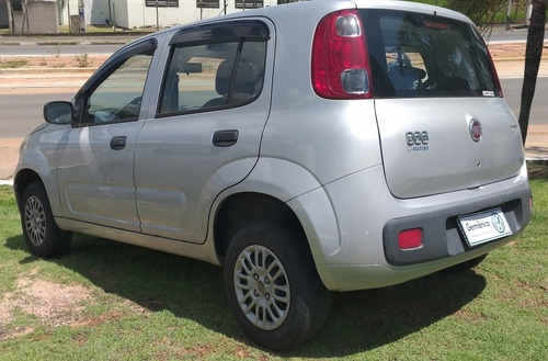 Fiat Uno 1.0 Evo Vivace 8v Flex 4p Manual 2015/2016