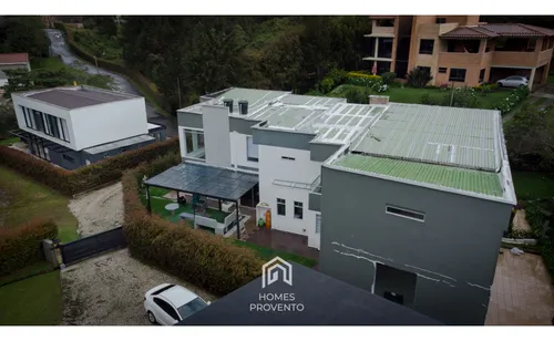 Casa Amoblada En Arriendo En Envigado Escobero