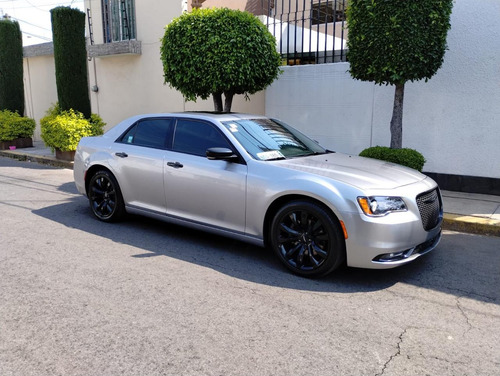 Chrysler 300 C, Versión Lujo Pentastar At, 6 Cilindros