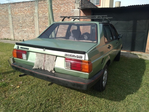 Imagen 3 de 7 de Volkswagen Gacel 1988 1.8 Gl