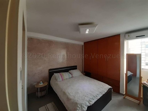 Imagen 12 de 24 de Freddy Camacaro Rentahouse, Apartamento En Venta En Monteserino San Diego. 22-2681